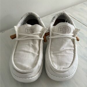 Hey Dude Men’s ' White Canvas Slip-On Shoes